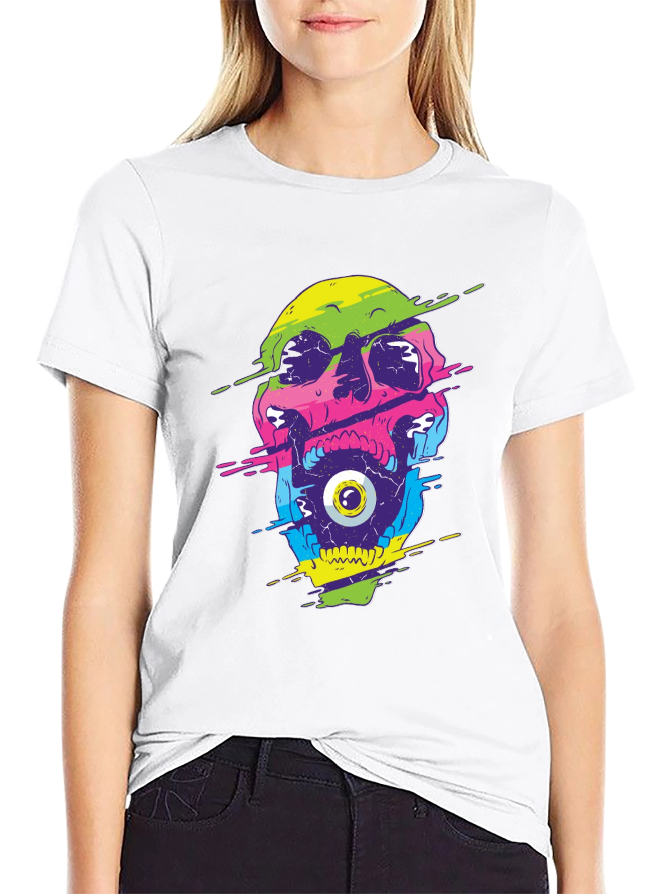 Glitch Skull Graphic Tee - Bold and Unique