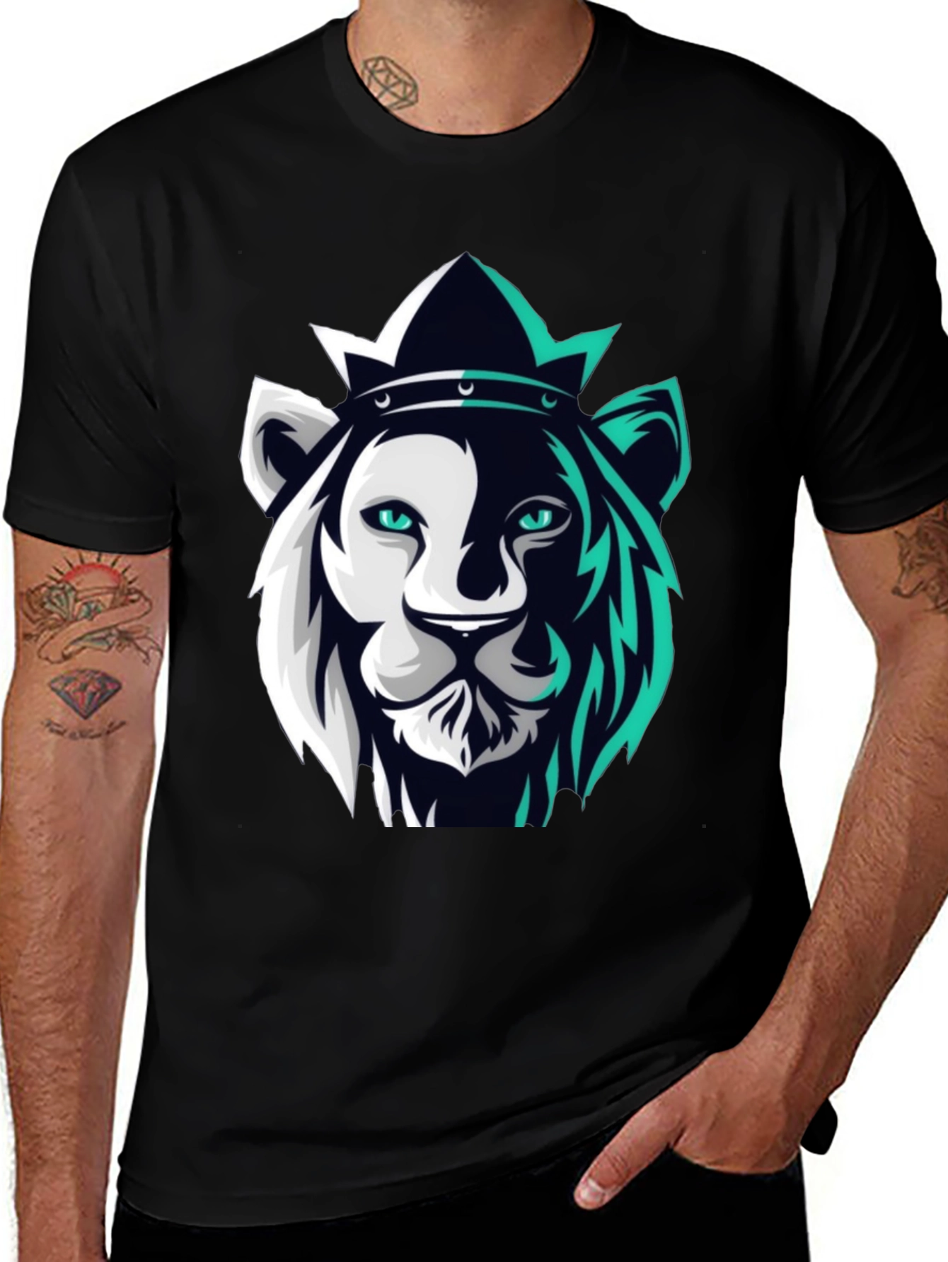 Lion King Graphic Tee - Modern Black T-Shirt