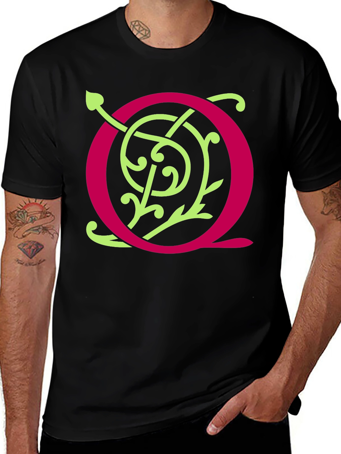 Letter Q Graphic Tee - Stylish & Unique